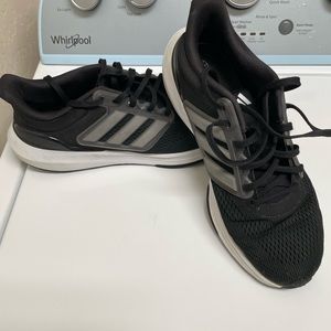 Adidas ultrabounce running shoes
